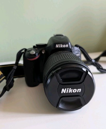 Fotocamera digitale reflex